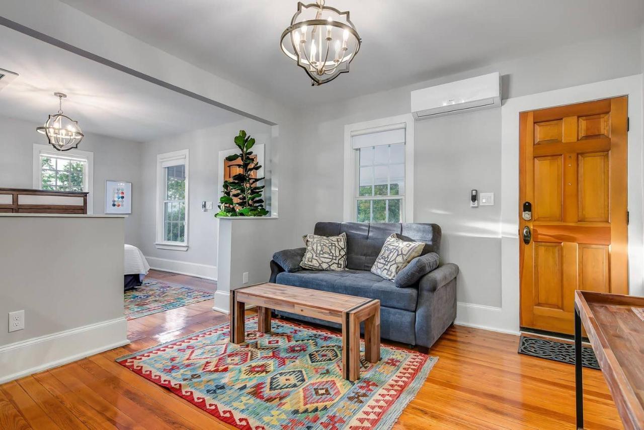 Mckenize Guest House: Marble Falls Suite 1 Bd, 1Ba Kültér fotó